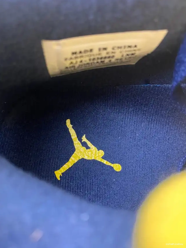 AJ4-1036660 4 Jordan Retro Air (PE) Michigan 0625